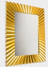 Круглое зеркало Мадонна в Петропавловске-Камчатском