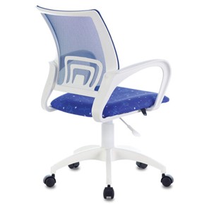 Кресло Brabix Fly MG-396W (с подлокотниками, пластик белый, сетка, темно-синее с рисунком "Space") 532405 в Петропавловске-Камчатском - предосмотр 1