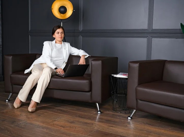Комплект мебели Альбиони коричневый кожзам  диван 2Д + кресло в Петропавловске-Камчатском - изображение 4