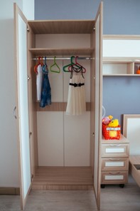 Детский 2-дверный шкаф Остин М02 в Петропавловске-Камчатском - предосмотр 3